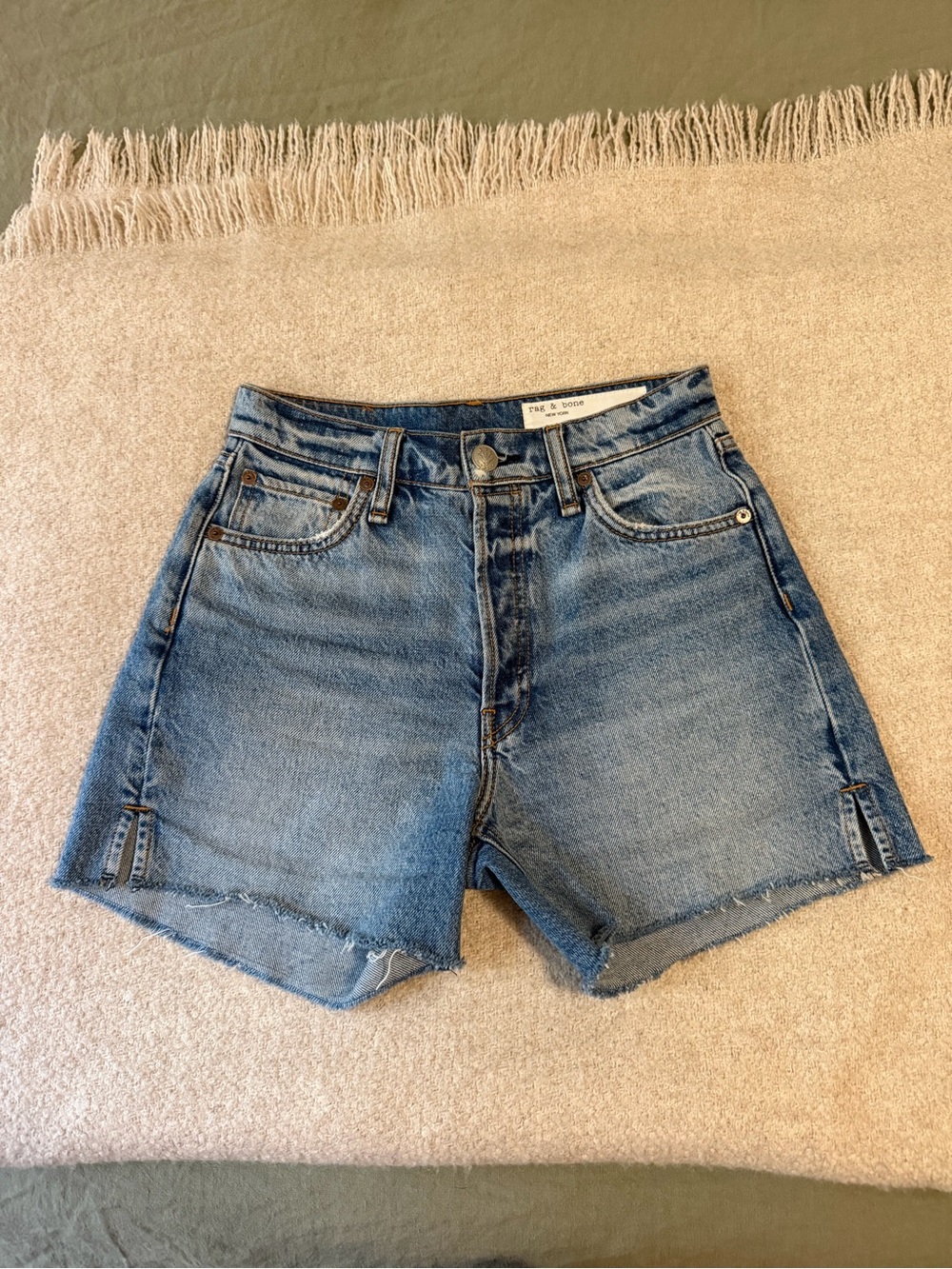 Rag & Bone Vintage Cut Off Short in Prim